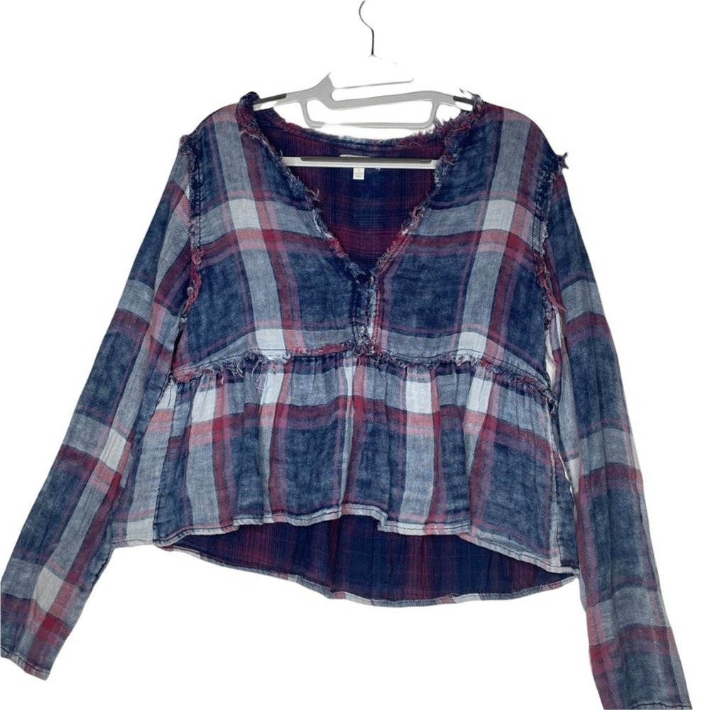 GB Gianni Bini Plaid Babydoll Peplum Top Blue Red Frayed Edge LF170901 Small